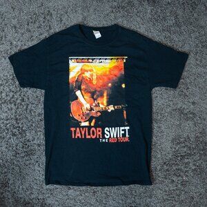 Authentic Fruit of the Loom Taylor Swift The Red Tour TShirt 2013 Womens M Black
